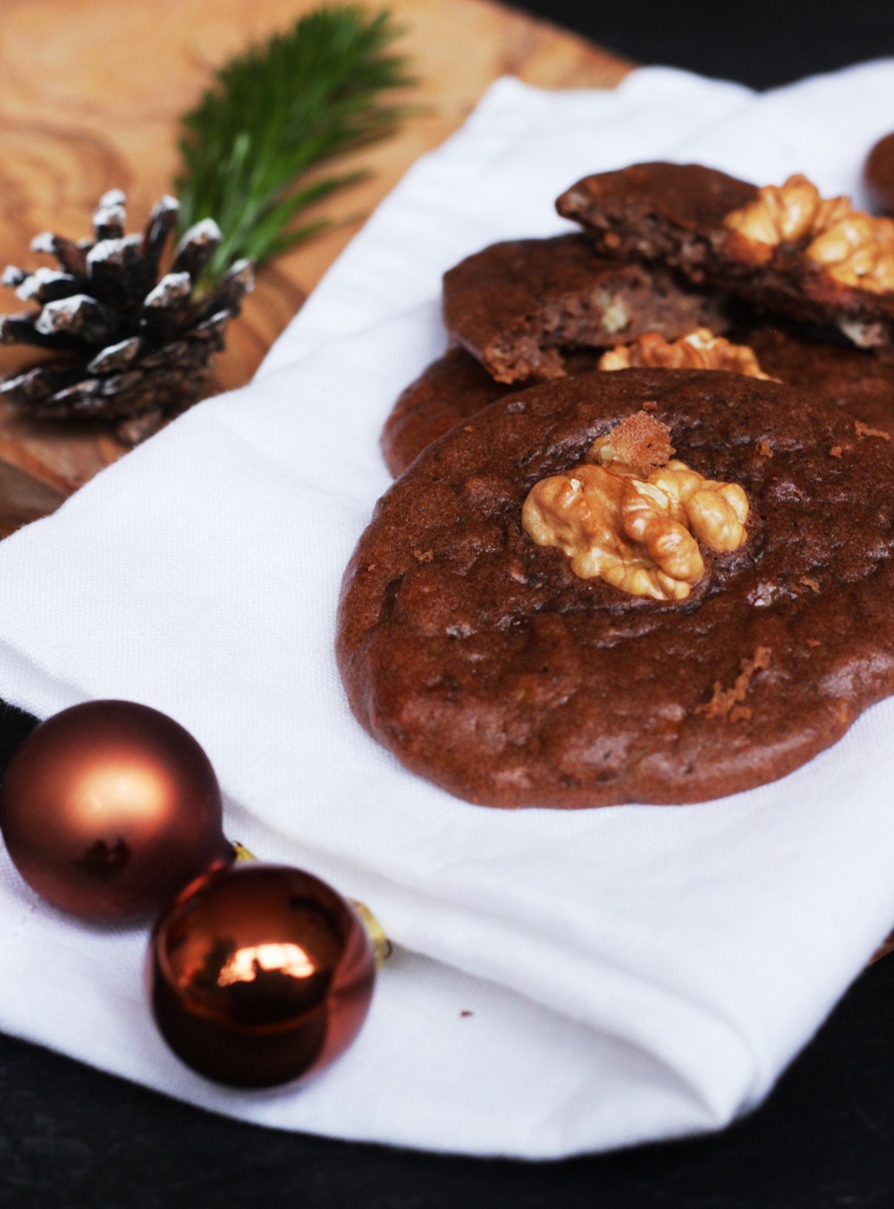 Sugar-free peanut chocolate cookies